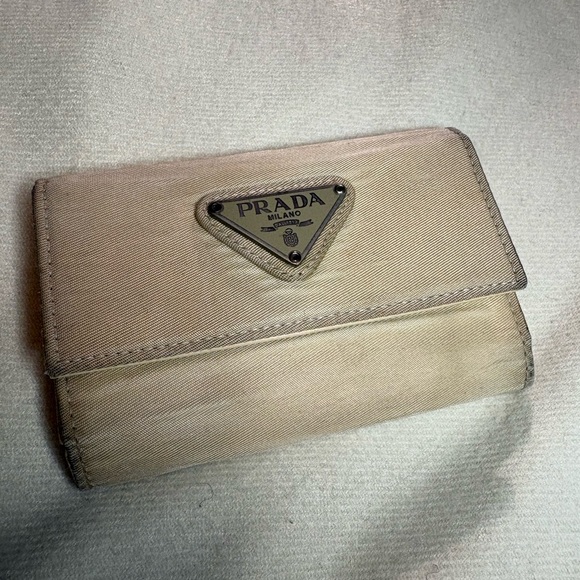 Prada Black Quilted Coin Purse and Cream Leather Key Holder Duo. Callouts - Picture 10 of 15